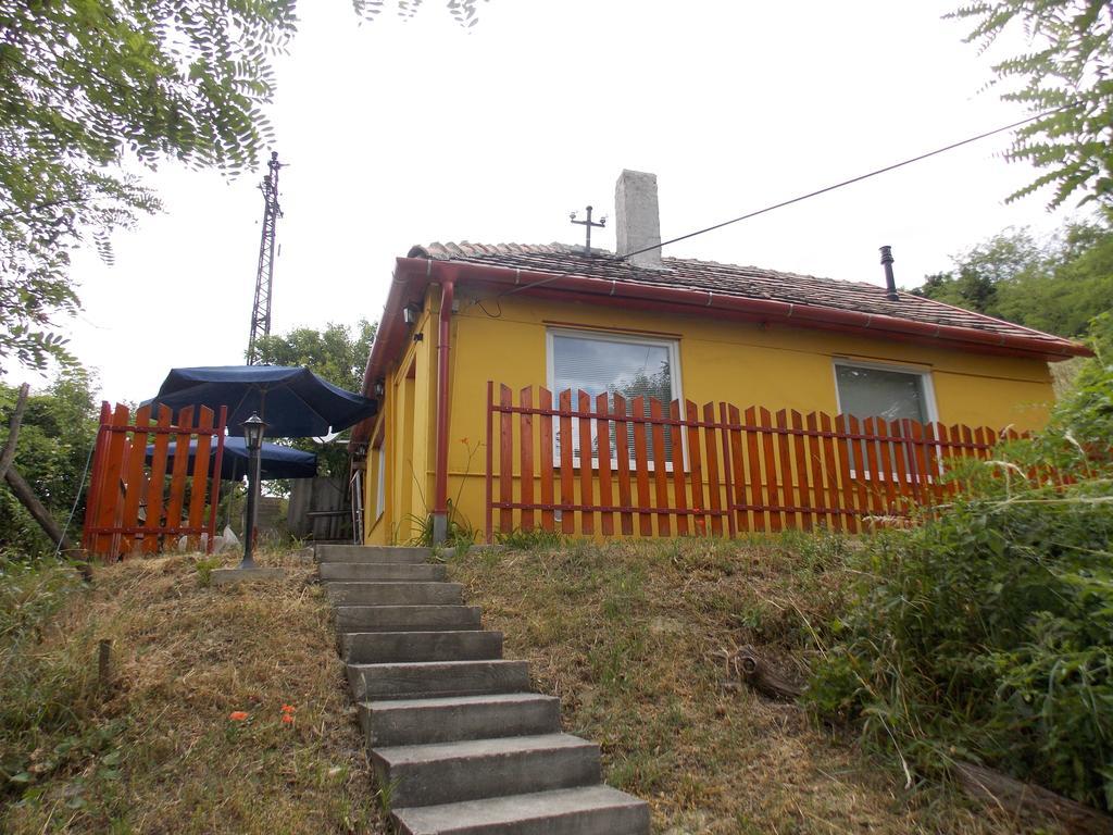 Panorama Apartmanhaz Έστεργκομ Δωμάτιο φωτογραφία
